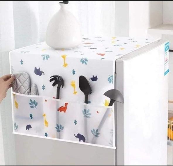 "Quilted Microwave Oven Cover with Side Pockets"