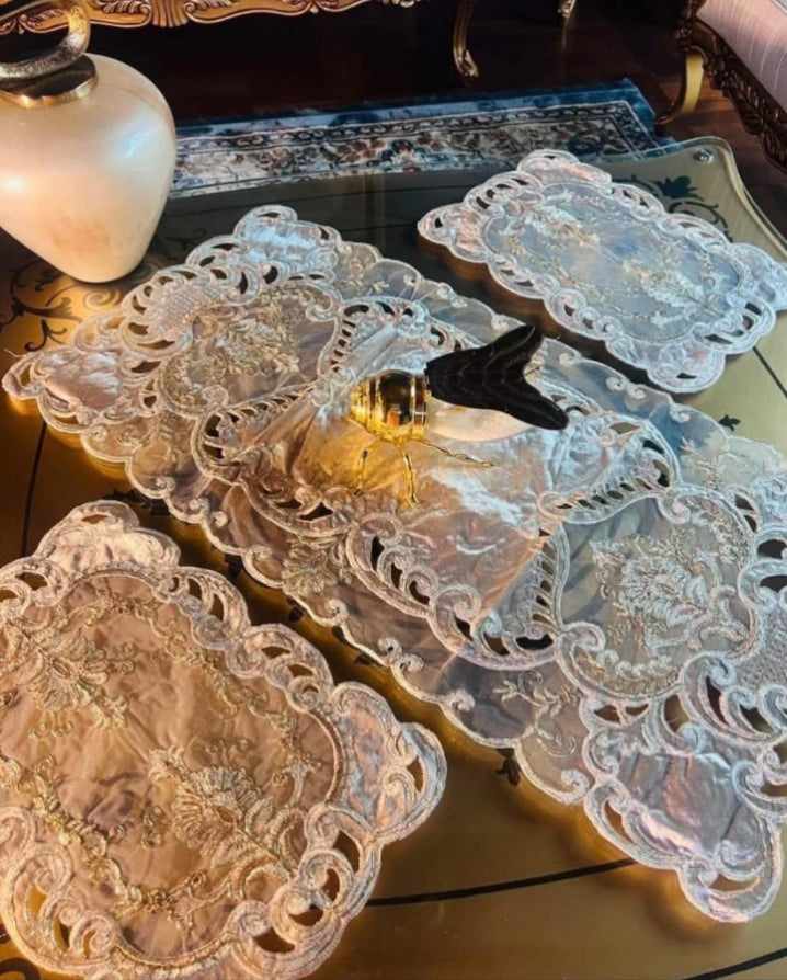 "Elegant 3-Piece China Table mat's Set with Fabric-Covered Base"