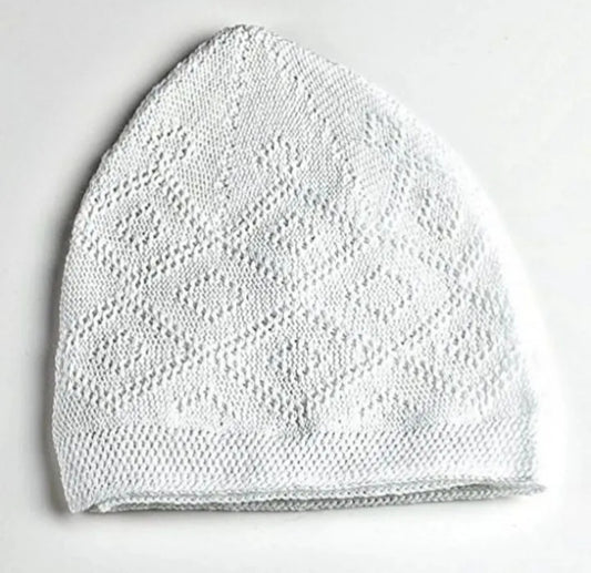 “Elegant Handcrafted Crochet Muslim Prayer Cap – White Islamic Topi”