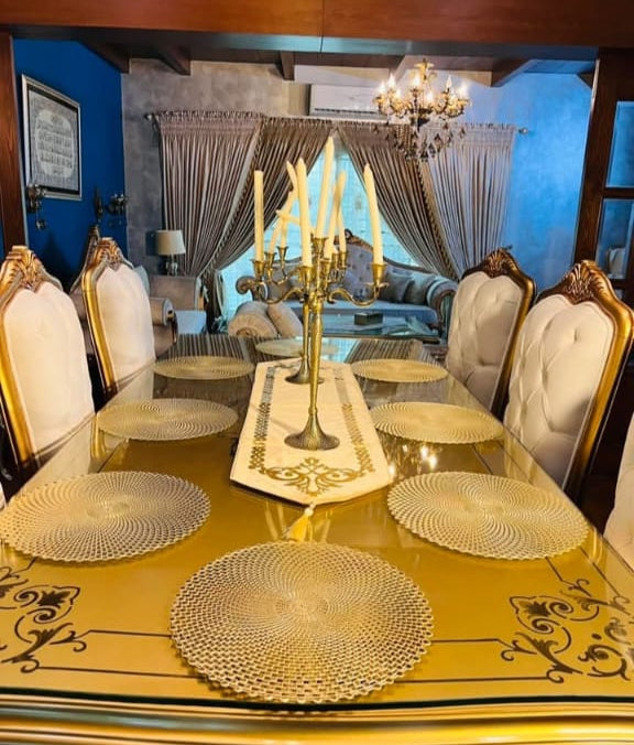 “EleganceShield Dining Table Mats Set – Heat Resistant & Easy Clean”